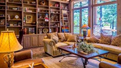 Meble do salonu klasyczne — czy skórzane modele są praktycznym i trafnym wyborem?